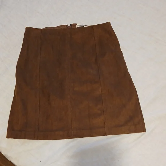 Abercrombie & Fitch Vegan Suede Brown Mini Skirt Size XS - Picture 2 of 5